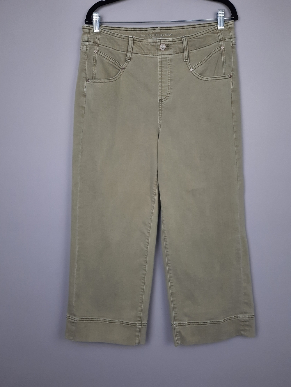 Chico's High Rise Pull On Wide Leg Crop Jeans in Washed Sage Green size 12 - Picture 3 of 16
